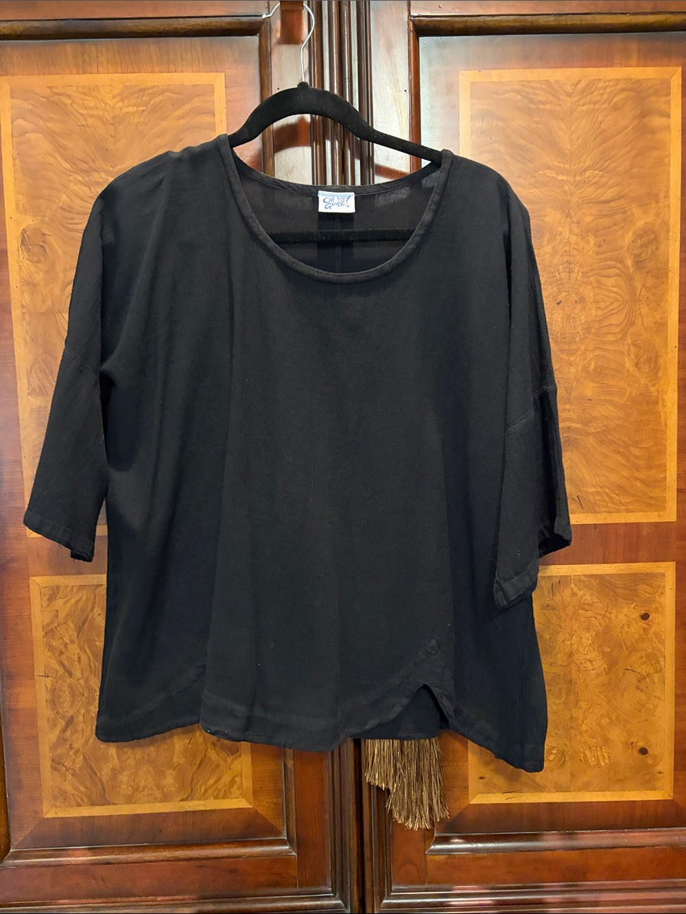 Oh my gauze! Black Relaxed Short Sleeve Crewneck Top